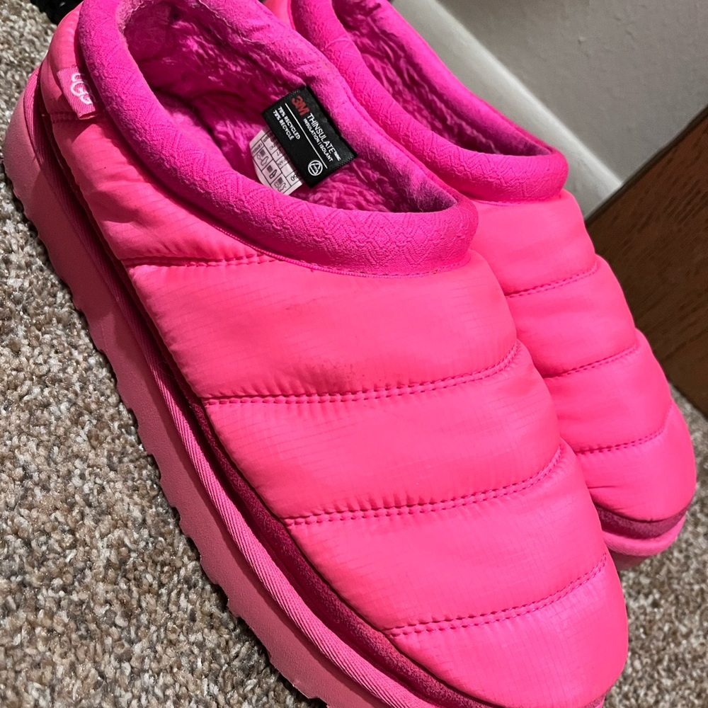 Ugg Tasman LTA 3M Thinsulate Women's
Pink Low Top Mules Slippers Size 10